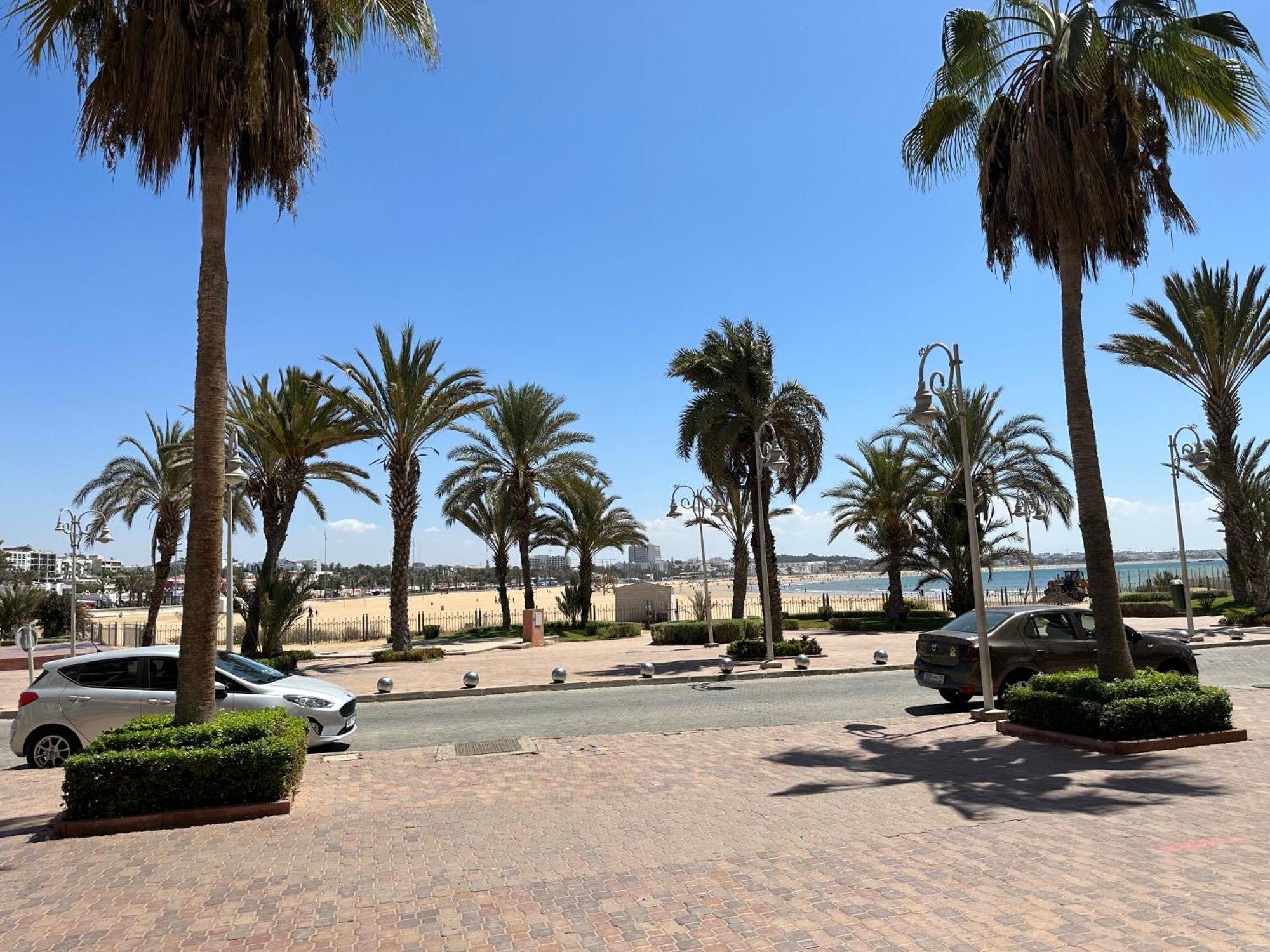 Marina - Luxury Beachfront Apartment